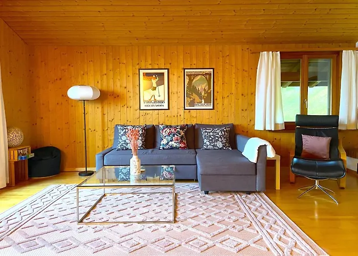 Concierge With Scenic Views And Long By Swisshut *